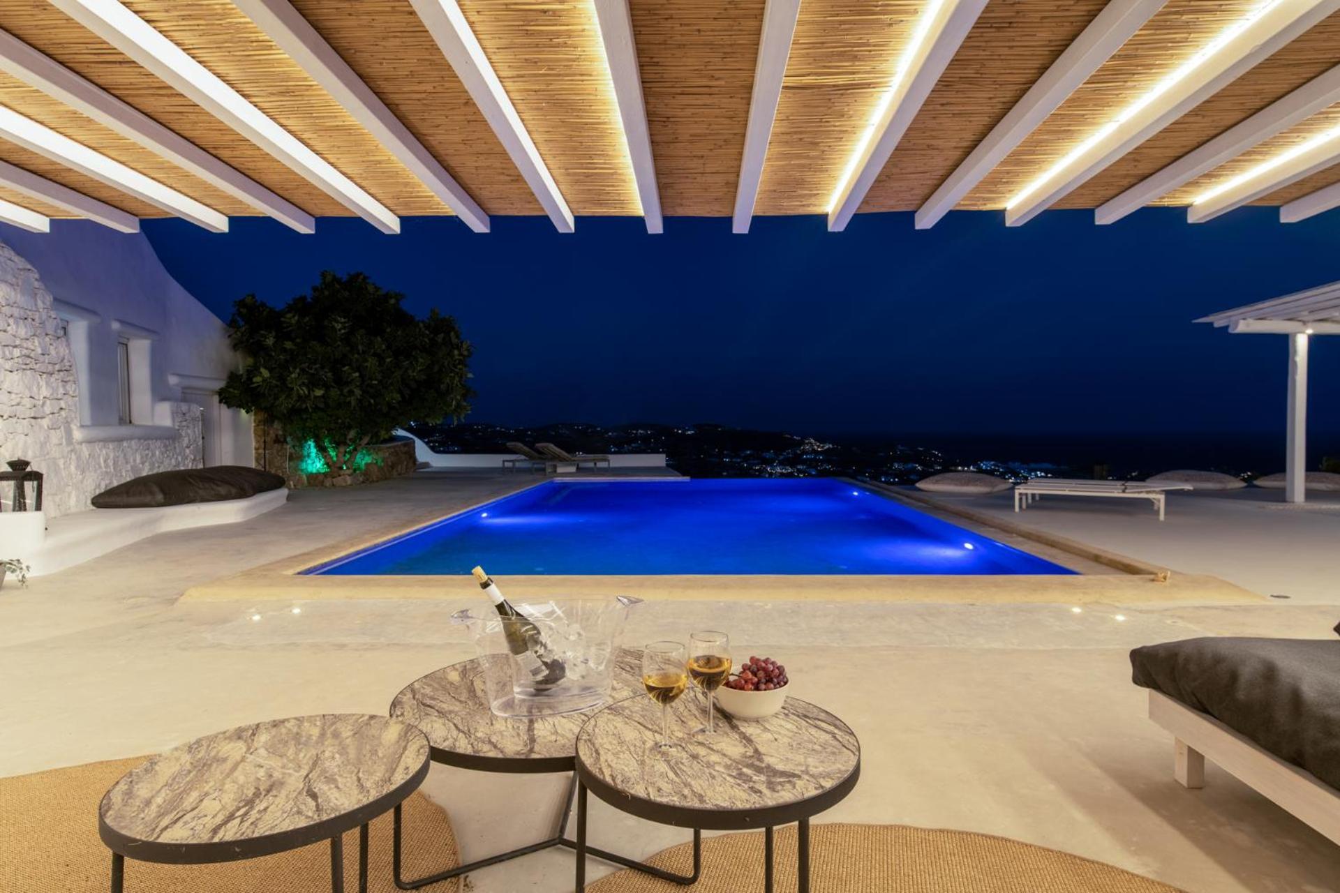 Villa Psarou, The Above Nammos Experience *