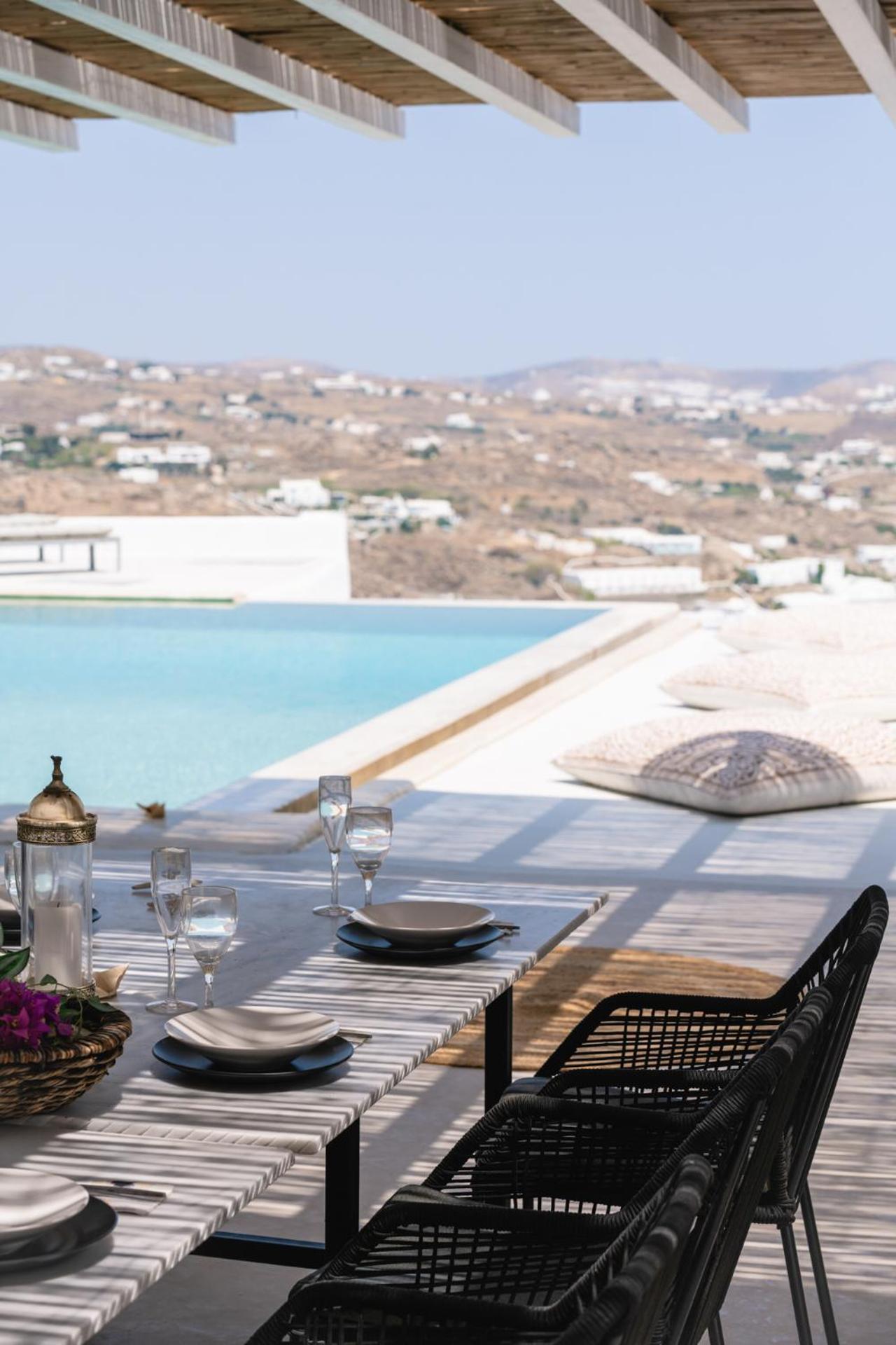 Villa Psarou, The Above Nammos Experience *