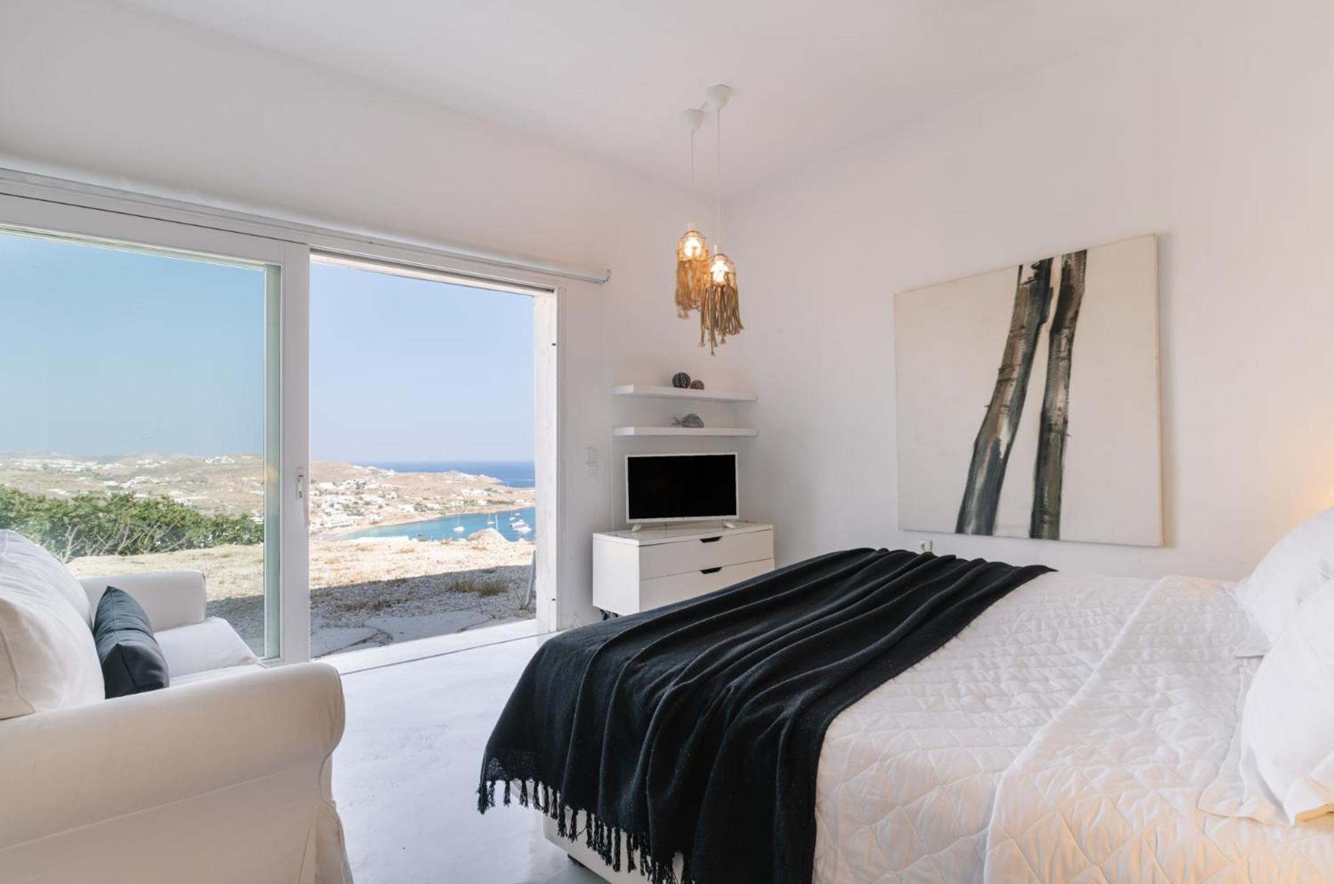 Psarou, The Above Nammos Experience Villa